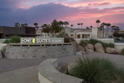 Photo 2 - Home2 Suites by Hilton Scottsdale Old Town