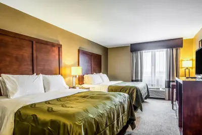 Photo 5 - Quality Inn & Suites Salem near I-57