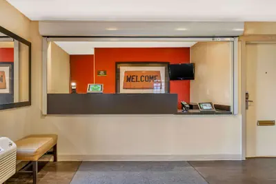 Photo 3 - Extended Stay America Select Suites Detroit Ann Arbor Univ S