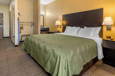 Photo 5 - Quality Inn & Suites Lenexa Kansas City