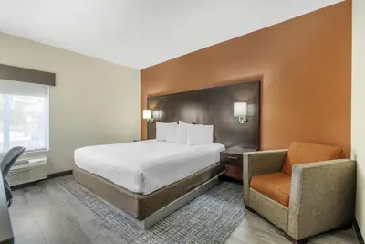 Photo 2 - Best Western Plus Lee's Summit Hotel & Suites