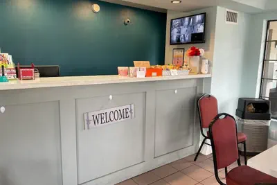 Photo 3 - NOLA Inn