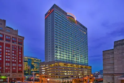 Photo 2 - Crowne Plaza Kansas City Downtown by IHG