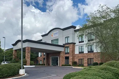 Photo 2 - Comfort Inn & Suites Columbus North