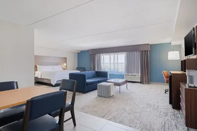 Photo 4 - Holiday Inn Express & Suites Augusta West - Fort Gordon by IHG