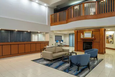 Photo 4 - Fairfield Inn & Suites Atlanta Airport South/Sullivan Road