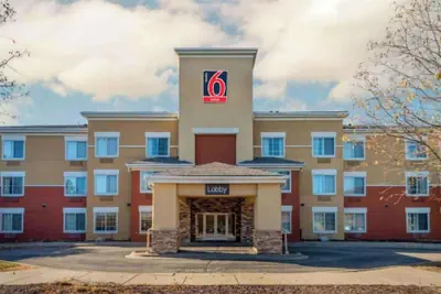 Photo 2 - Studio 6 Extended Stay Minneapolis Airport Eagan North MN