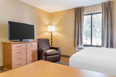 Photo 5 - Extended Stay America Select Suites Detroit Warren
