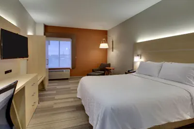 Photo 3 - Holiday Inn Express & Suites - Interstate 380 at 33rd Avenue by IHG
