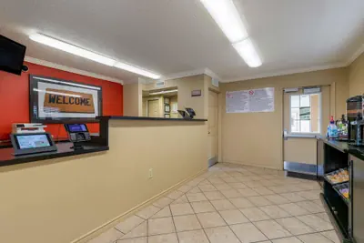 Photo 3 - Extended Stay America Suites San Antonio Airport