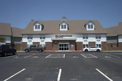 Photo 2 - Candlewood Suites Wichita Northwest by IHG