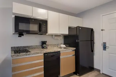 Photo 2 - MainStay Suites Raleigh - Cary