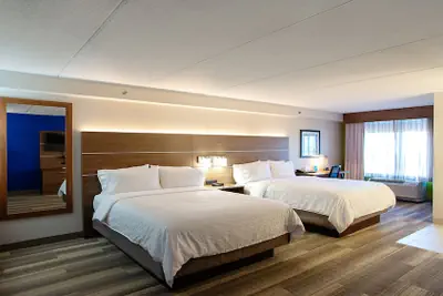 Photo 4 - Holiday Inn Express & Suites Tempe by IHG
