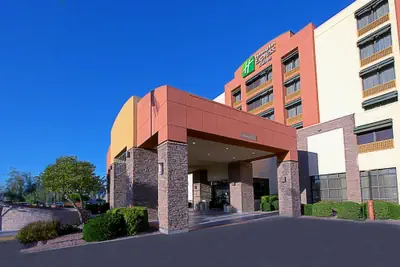 Photo 2 - Holiday Inn Express & Suites Tempe by IHG