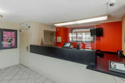 Photo 3 - Extended Stay America Select Suites Atlanta Perimeter Hammon