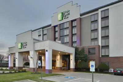 Photo 2 - Holiday Inn Express & Suites Irving Conv Ctr - Las Colinas by IHG