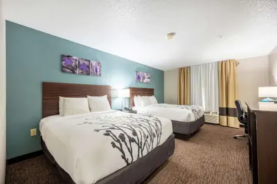 Photo 2 - Sleep Inn & Suites Birmingham - Hoover