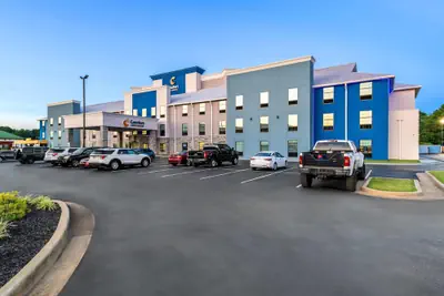 Photo 2 - Comfort Inn & Suites River City Decatur