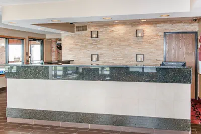 Photo 3 - Quality Inn Effingham North