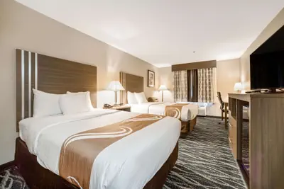 Photo 2 - Quality Inn Effingham North