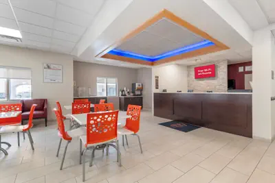 Photo 5 - Red Roof Inn Johnstown