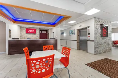 Photo 3 - Red Roof Inn Johnstown