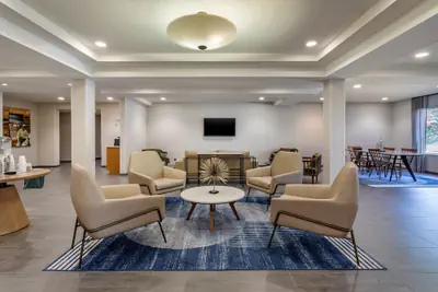 Photo 4 - Fairfield Inn Suites by Marriott Cherokee