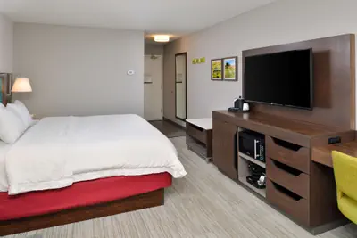 Photo 5 - Hampton Inn LaPorte IN
