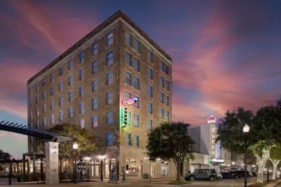 Photo 2 - The Lasalle Hotel, Bryan College Station, A Tribute Portfolio Hotel