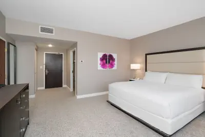 Photo 5 - Holiday Inn Wilmington by IHG