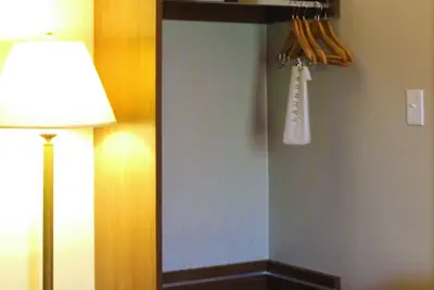 Photo 5 - Kalika Hotel