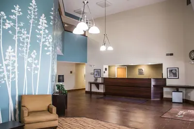 Photo 4 - Sleep Inn & Suites Davenport - Quad Cities
