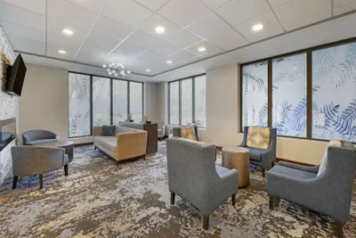 Photo 3 - Best Western Plus South Holland/Chicago Southland