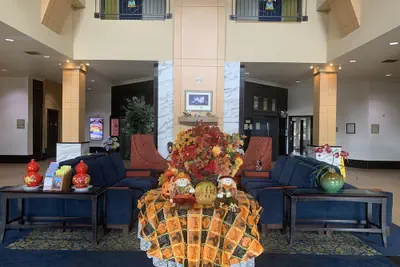 Photo 4 - Comfort Suites Airport Tukwila Seattle