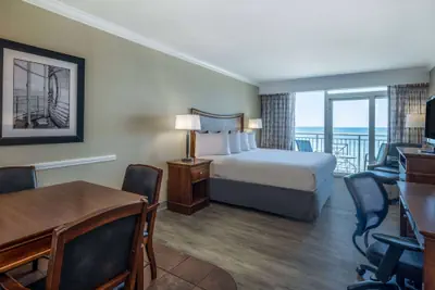 Photo 5 - The Sandbar Hotel, Trademark Collection by Wyndham