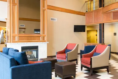 Photo 5 - Comfort Suites Benton Harbor - St. Joseph