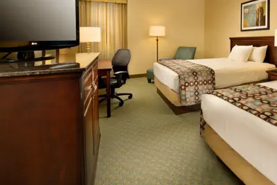 Photo 5 - Prado Hotel