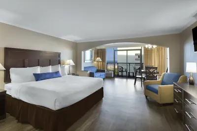 Photo 4 - The Caravelle Resort