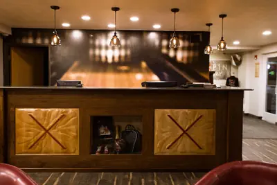 Photo 3 - Ten Pin Inn & Suites