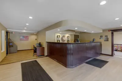 Photo 3 - Comfort Inn Mount Vernon Downtown