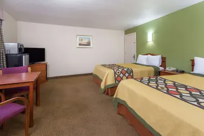Photo 3 - Knights Inn Franklin Ave Waco