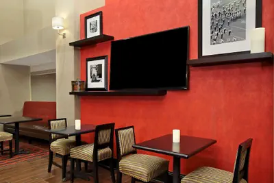 Photo 4 - Hampton Inn & Suites Columbus Hilliard