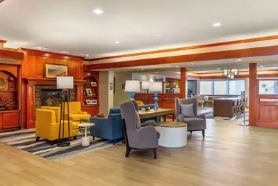 Photo 5 - Comfort Inn & Suites Rapid City near Mt. Rushmore