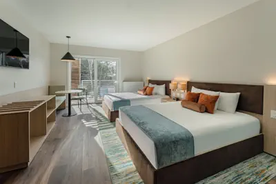 Photo 2 - Sun & Ski Inn And Suites