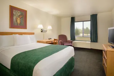 Photo 5 - Travelodge by Wyndham Alpine