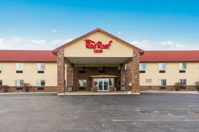 Photo 2 - Red Roof Inn Auburn