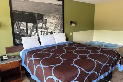Photo 3 - Staywell Suites
