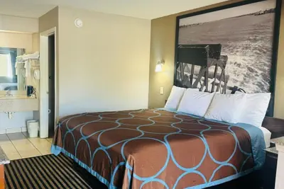 Photo 5 - Staywell Suites