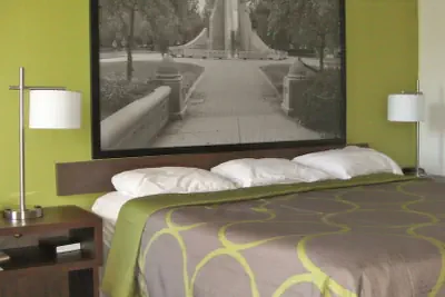Photo 5 - Super 8 by Wyndham Lafayette / Purdue Area