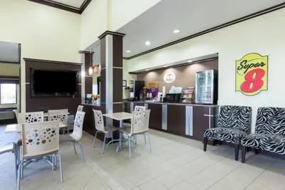 Photo 3 - Super 8 by Wyndham Fairfield Tx